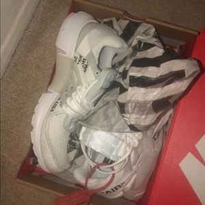 Off white nike presto and off white nike air max